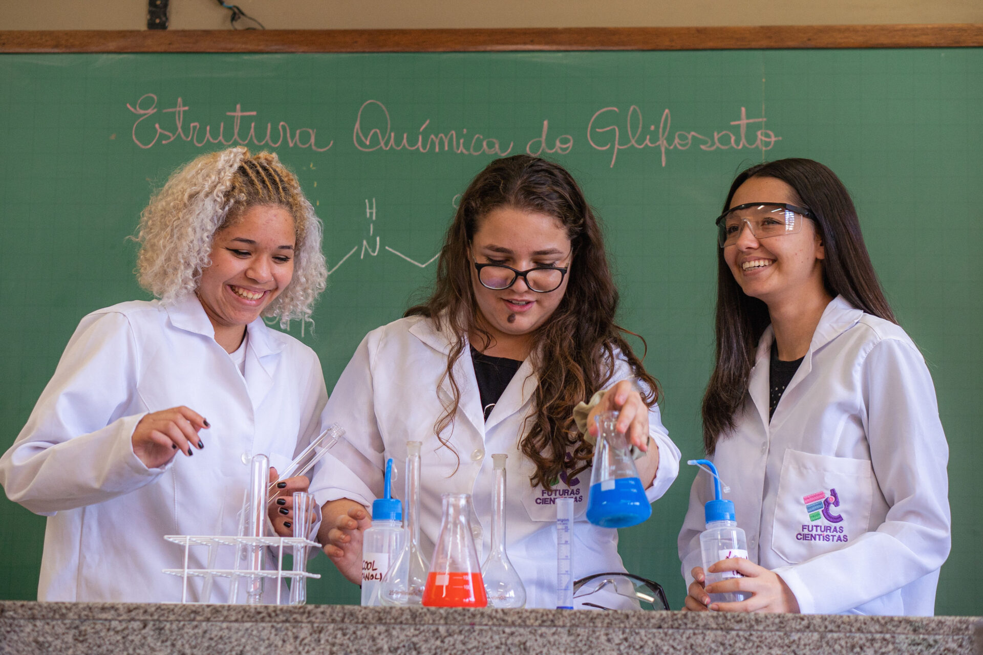 Paraná amplia acesso ao ensino técnico com parceria entre Educação e Senai