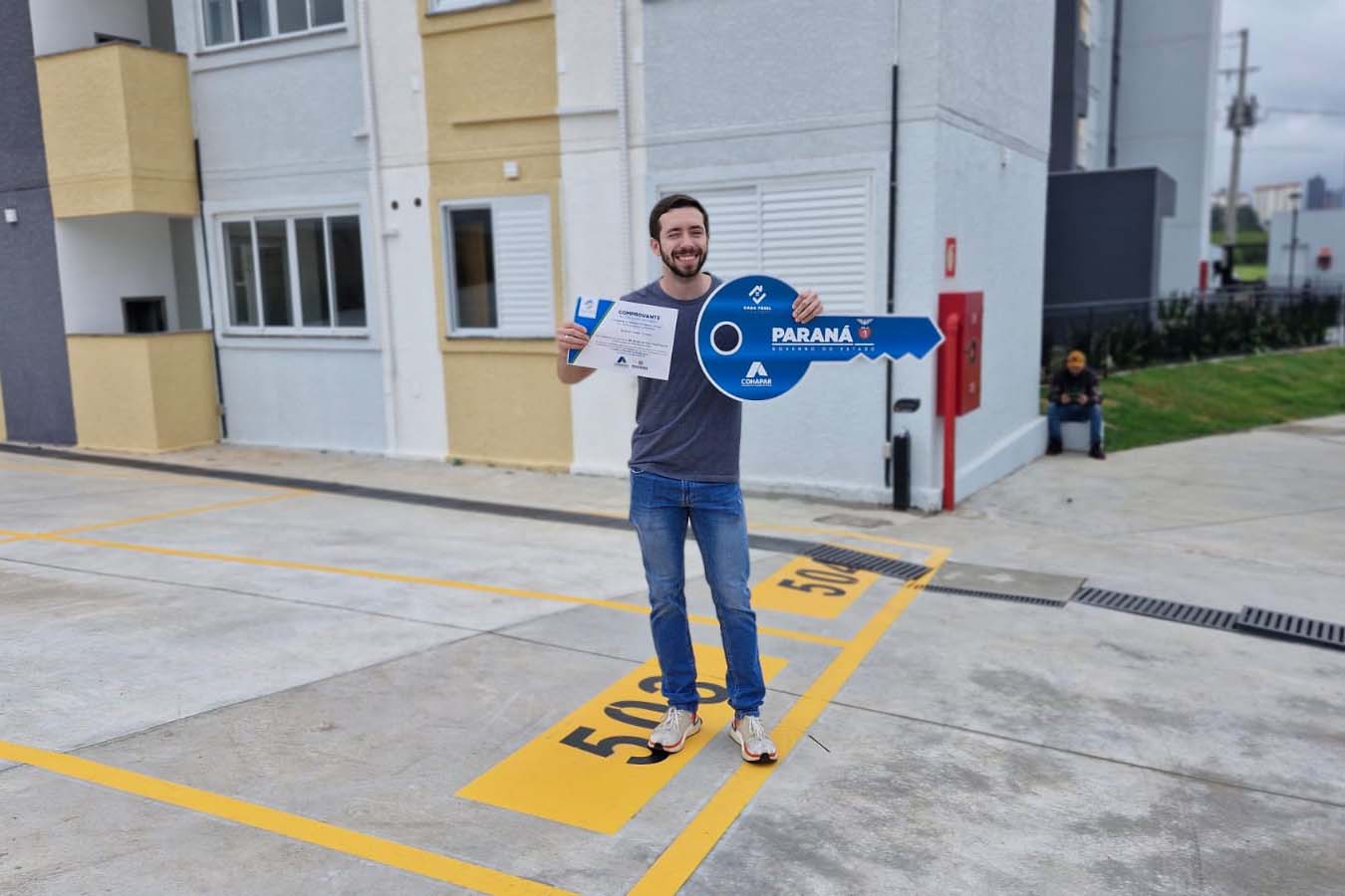 Com apoio do Estado, Cohapar entrega novo residencial em Maringá