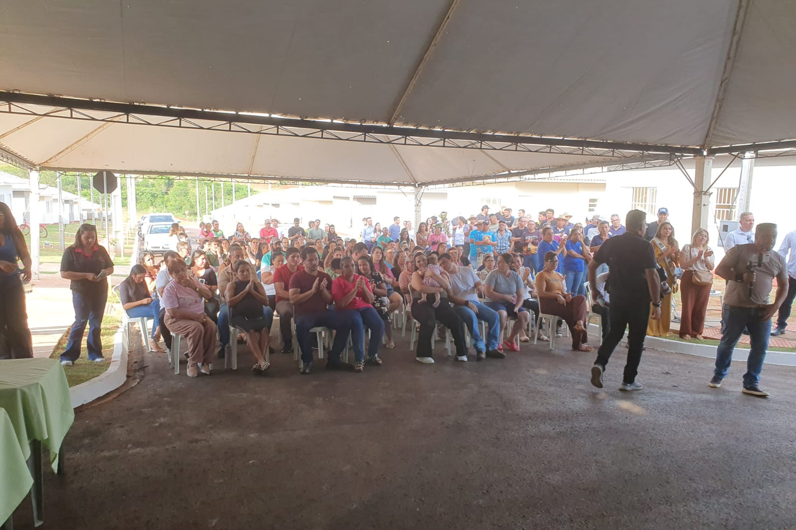 Cohapar entrega novo residencial para 45 famílias em Quinta do Sol