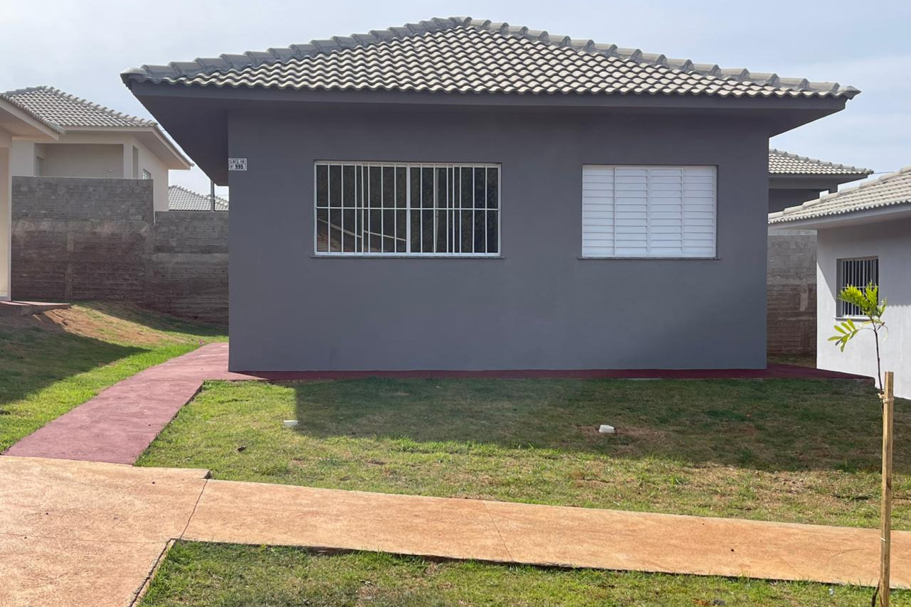Cohapar entrega novo residencial para 45 famílias em Quinta do Sol