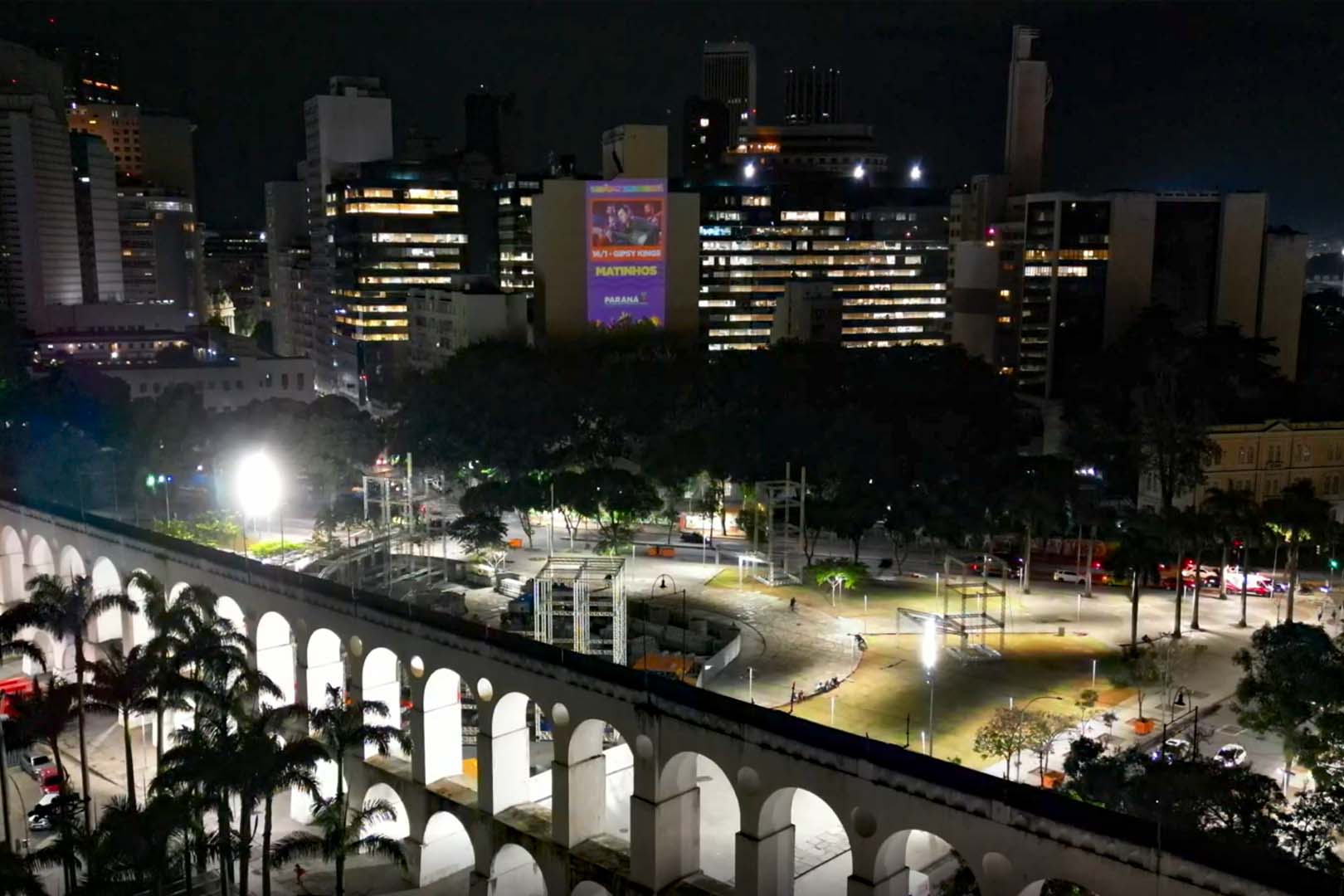 Programação do Verão Maior Paraná é exibida em pontos turísticos do Brasil