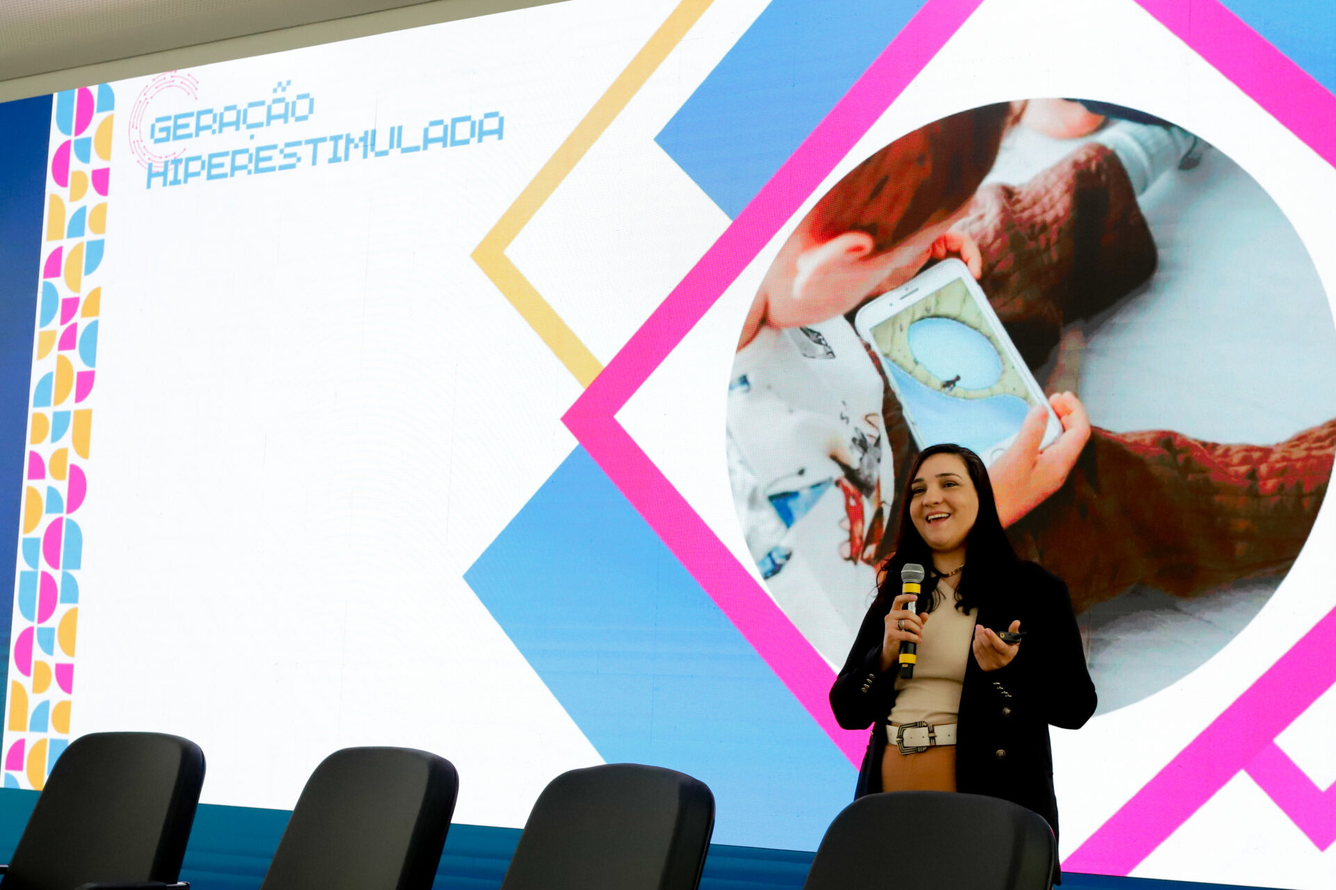 Com apoio do Estado, seminário debate Inteligência Artificial na educação