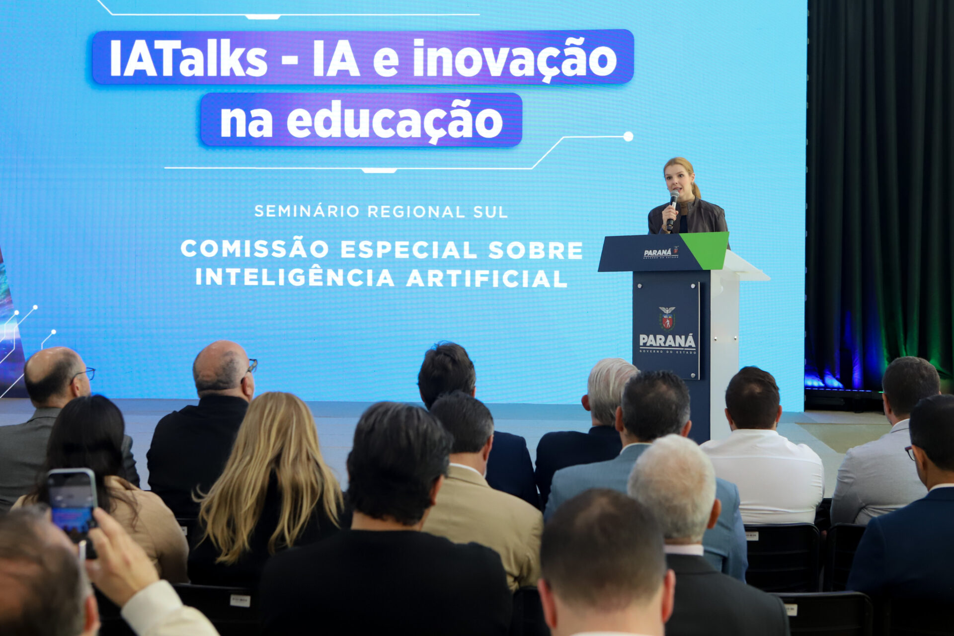 Com apoio do Estado, seminário debate Inteligência Artificial na educação