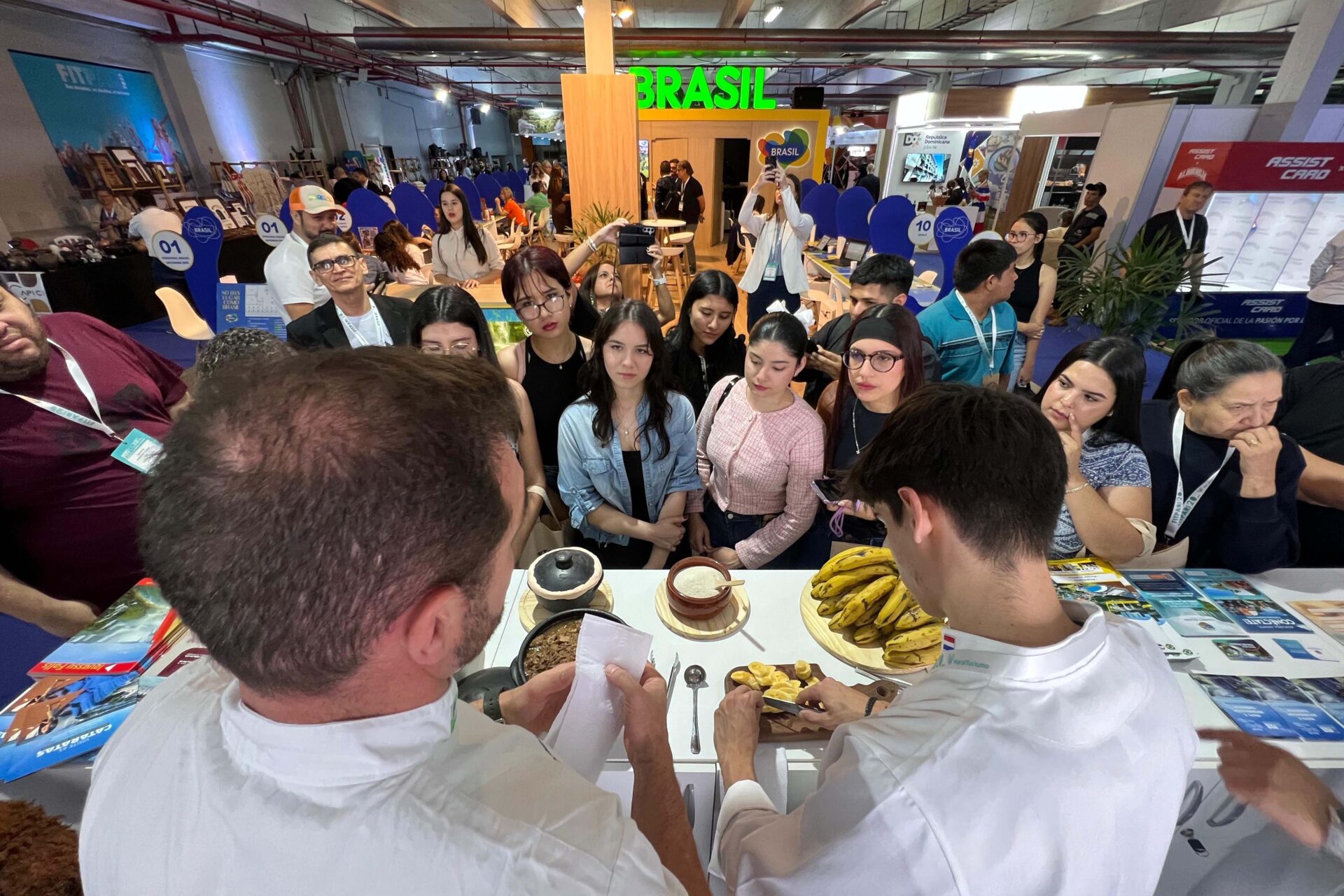 Paraná conquista prêmio de melhor estande em feira internacional de turismo