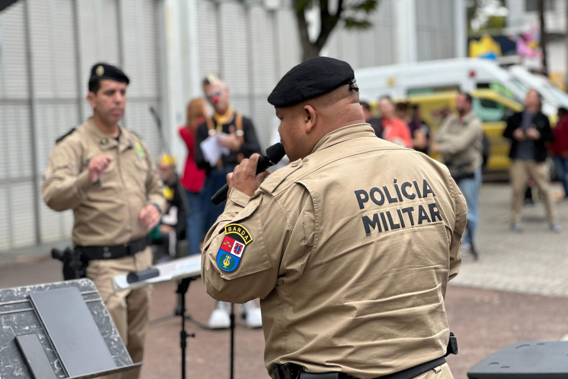 Música e esperança: Banda da PMPR faz show para crianças do Hospital Pequeno Príncipe