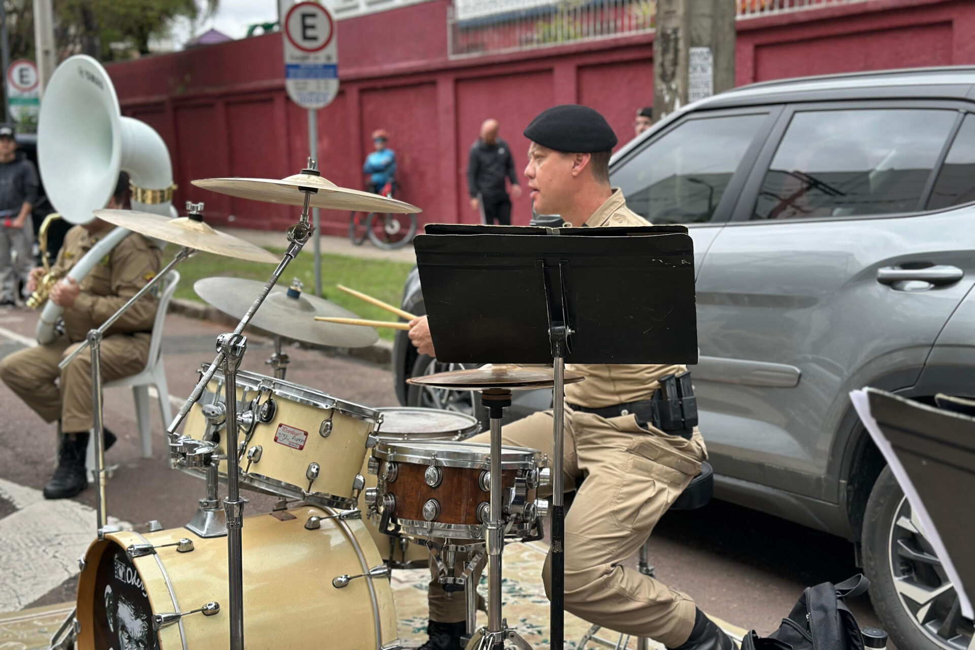 Música e esperança: Banda da PMPR faz show para crianças do Hospital Pequeno Príncipe
