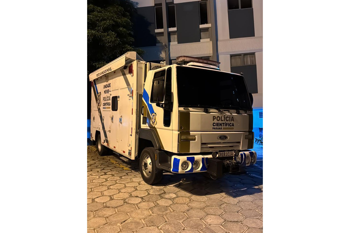 Módulo móvel da Polícia Científica do Paraná reforça perícia em campo com estrutura pioneira no país