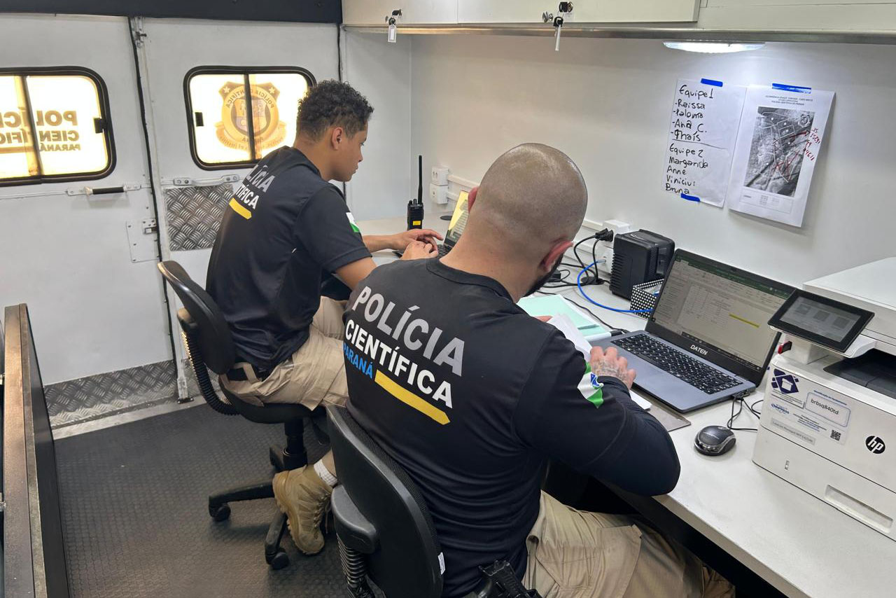 Módulo móvel da Polícia Científica do Paraná reforça perícia em campo com estrutura pioneira no país