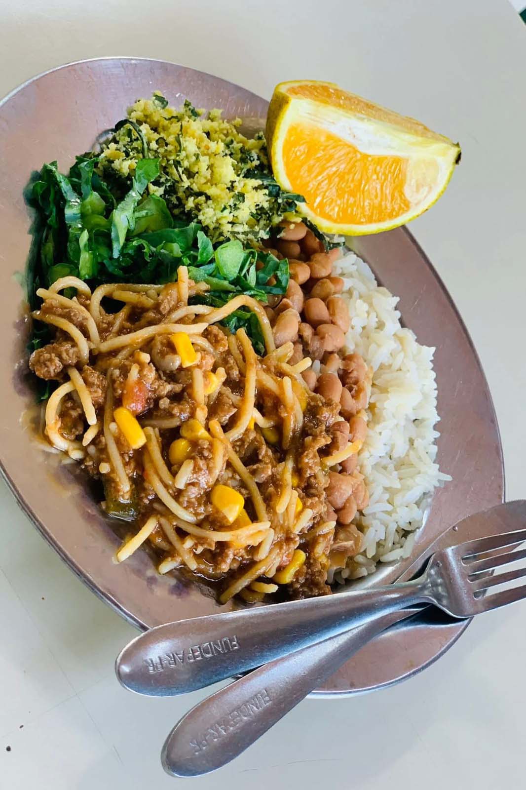 Dia Mundial da Alimentação: 2 mil alunos têm cardápio adaptado nas escolas estaduais