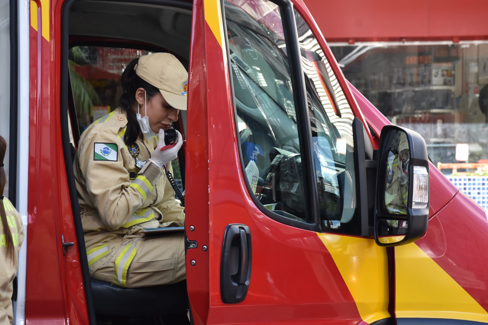 193: em quais ocorrências o número do Corpo de Bombeiros Militar deve ser acionado