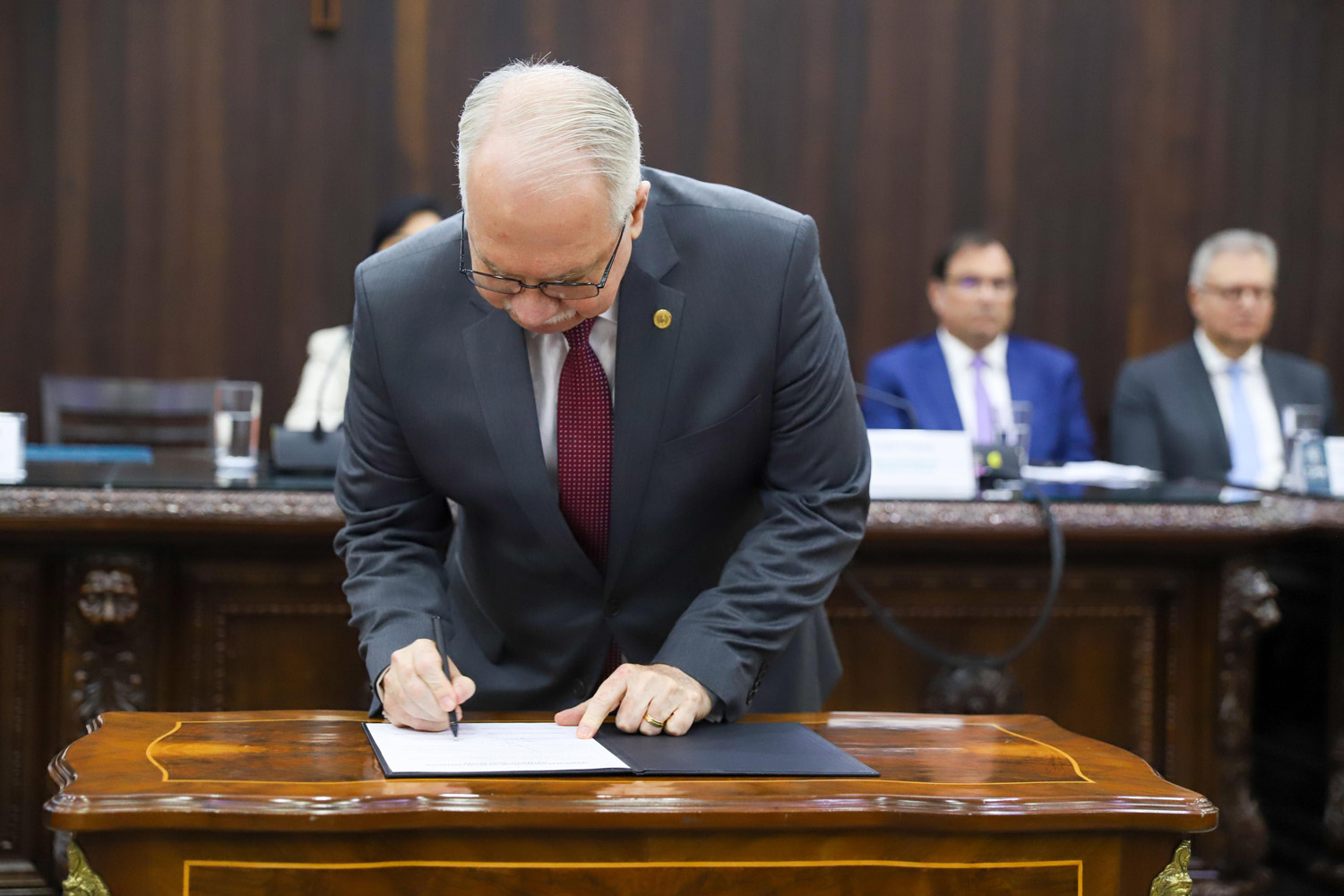 Darci Piana participa de cerimônia que moderniza tramitação de processos no TJPR