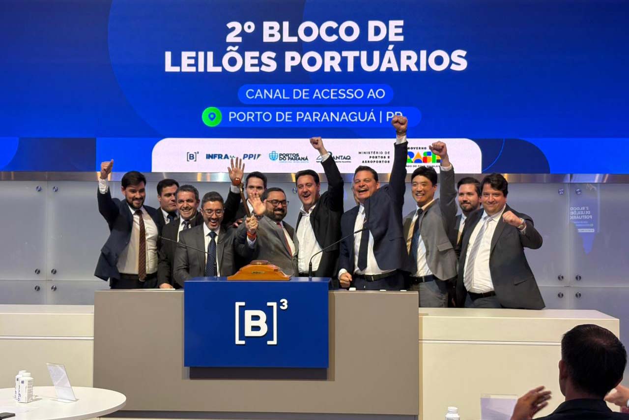 Após 10 lances, Canal do Porto de Paranaguá será operado por consórcio que investirá R$ 1,23 bilhão