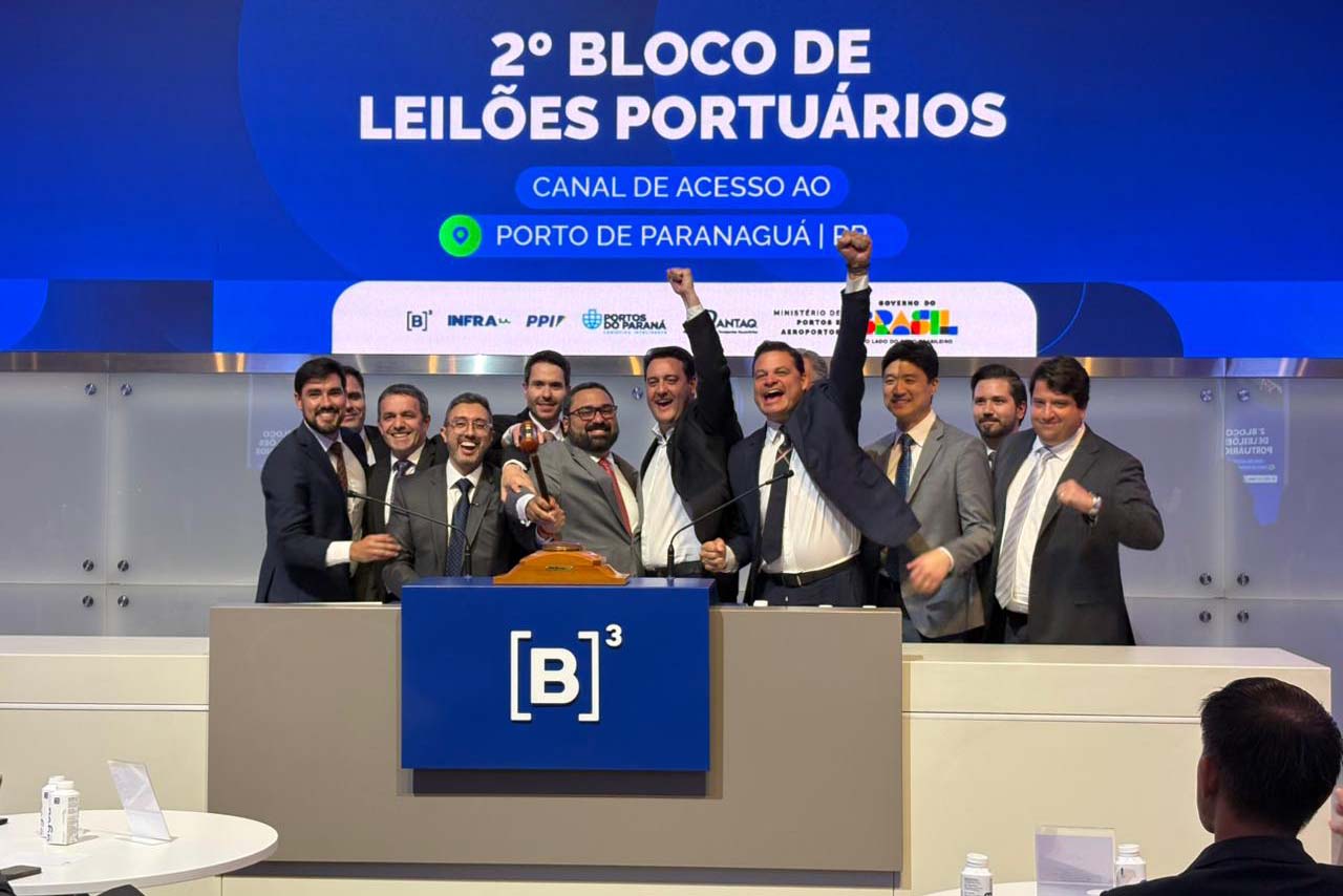 Após 10 lances, Canal do Porto de Paranaguá será operado por consórcio que investirá R$ 1,23 bilhão