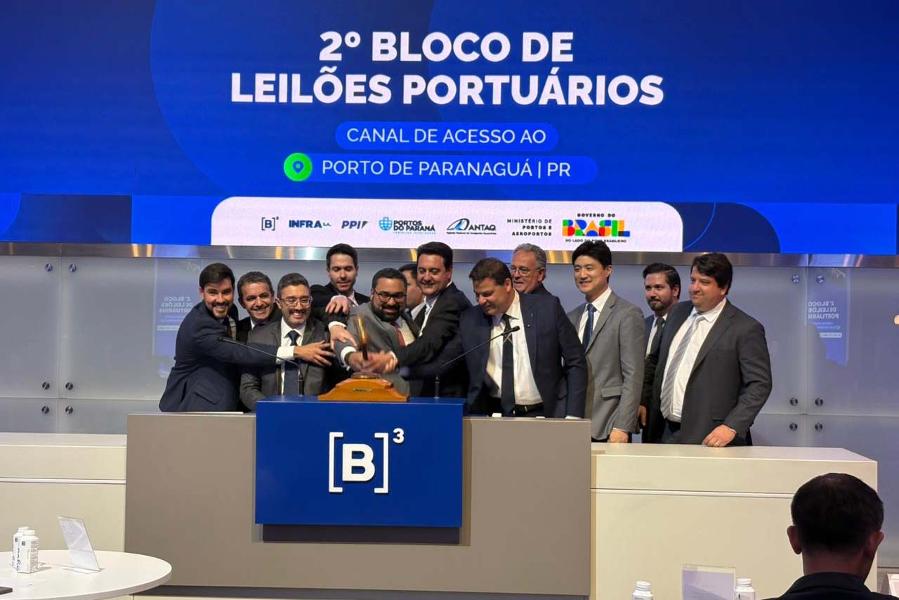Após 10 lances, Canal do Porto de Paranaguá será operado por consórcio que investirá R$ 1,23 bilhão