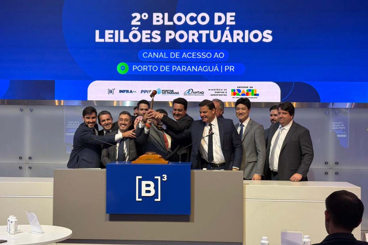 Após 10 lances, Canal do Porto de Paranaguá será operado por consórcio que investirá R$ 1,23 bilhão