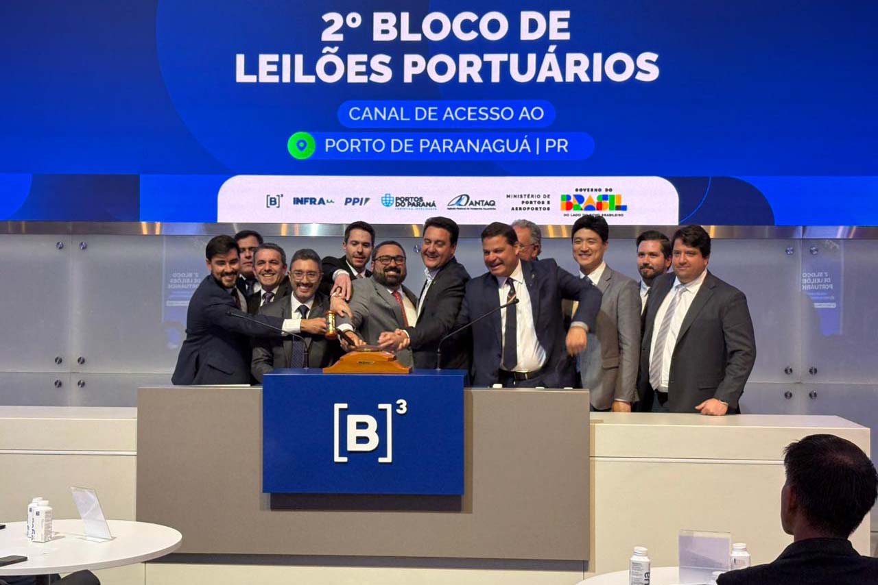 Após 10 lances, Canal do Porto de Paranaguá será operado por consórcio que investirá R$ 1,23 bilhão