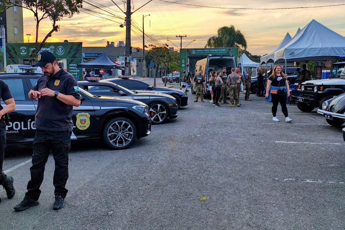 1ª Corrida Noturna do Tigre celebra 35 anos da unidade especializada da PCPR e reúne 2,5 mil pessoas