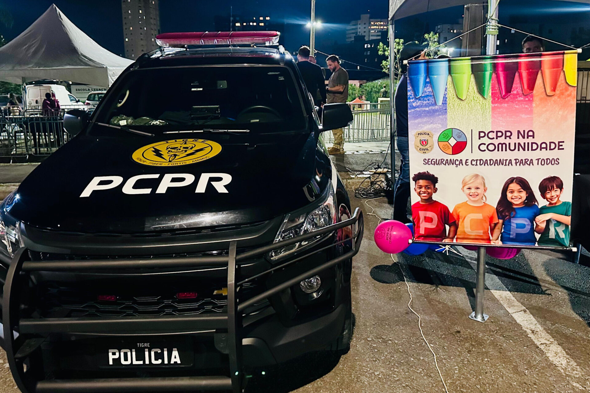 1ª Corrida Noturna do Tigre celebra 35 anos da unidade especializada da PCPR e reúne 2,5 mil pessoas